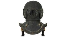 Duikhelm haalt verbazingwekkende prijs op veiling